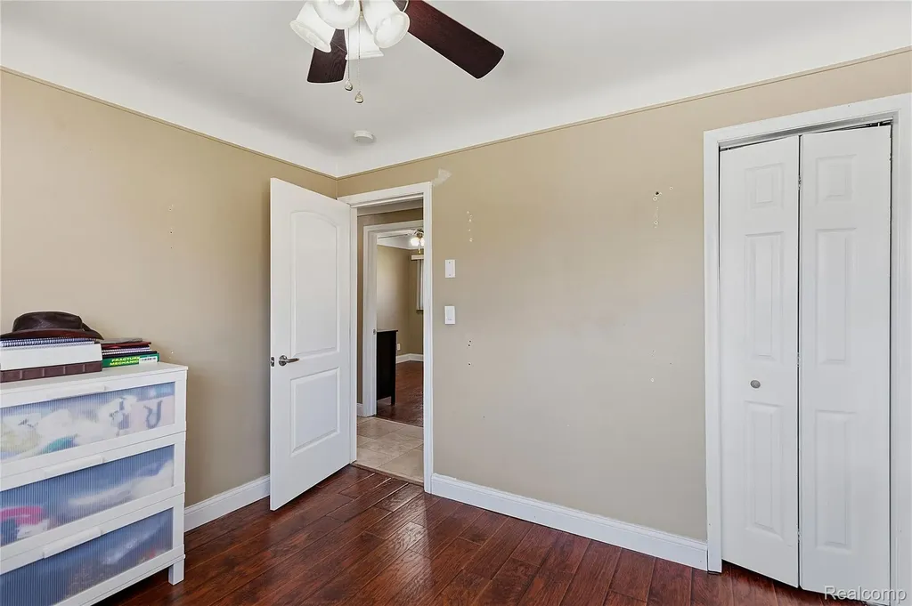 3520 Denson Drive Sterling Heights City MI 48310