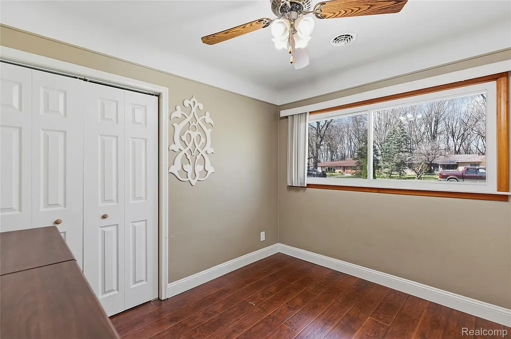 3520 Denson Drive Sterling Heights City MI 48310