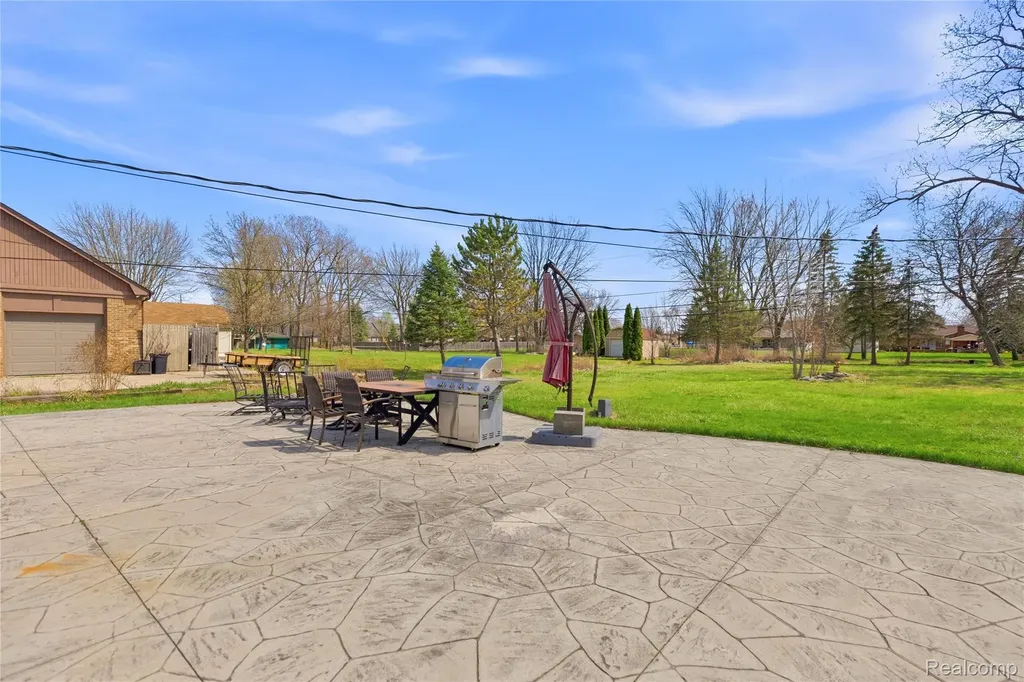 3520 Denson Drive Sterling Heights City MI 48310