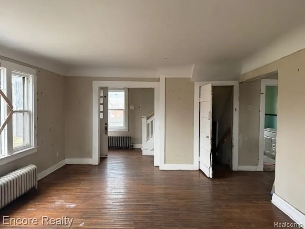 19300 Berg Road Detroit City MI 48219