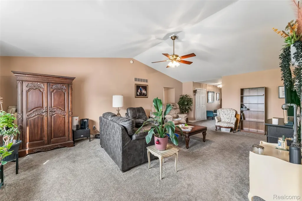 7039 Rosewood Drive Clayton Charter Township MI 48433