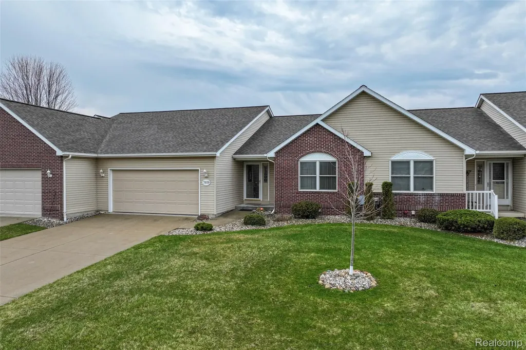 7039 Rosewood Drive Clayton Charter Township MI 48433