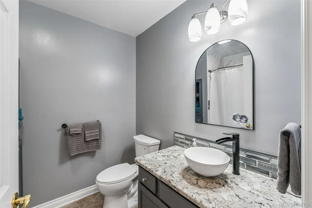 7039 Rosewood Drive Clayton Charter Township MI 48433