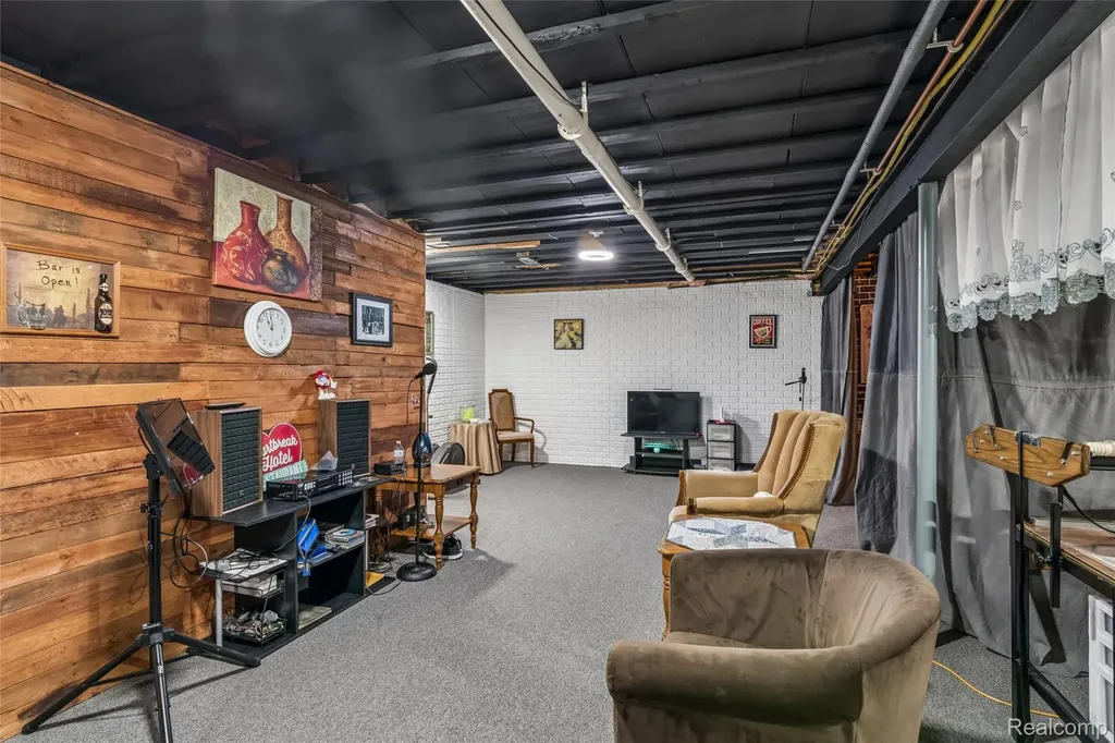 7039 Rosewood Drive Clayton Charter Township MI 48433