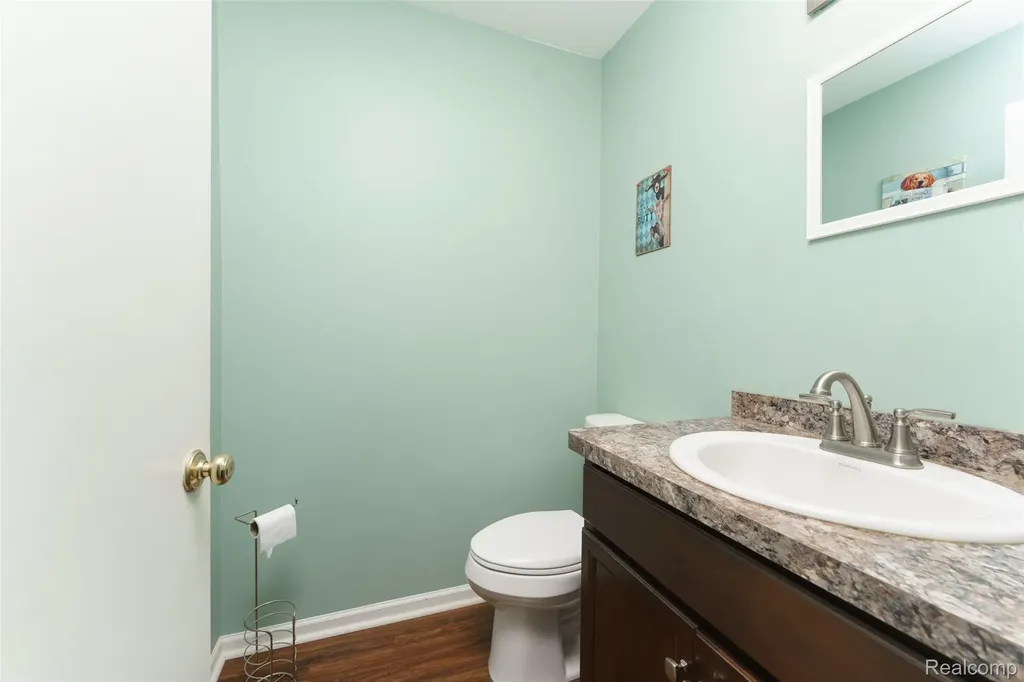 10488 W Grand River Road Handy Township MI 48836