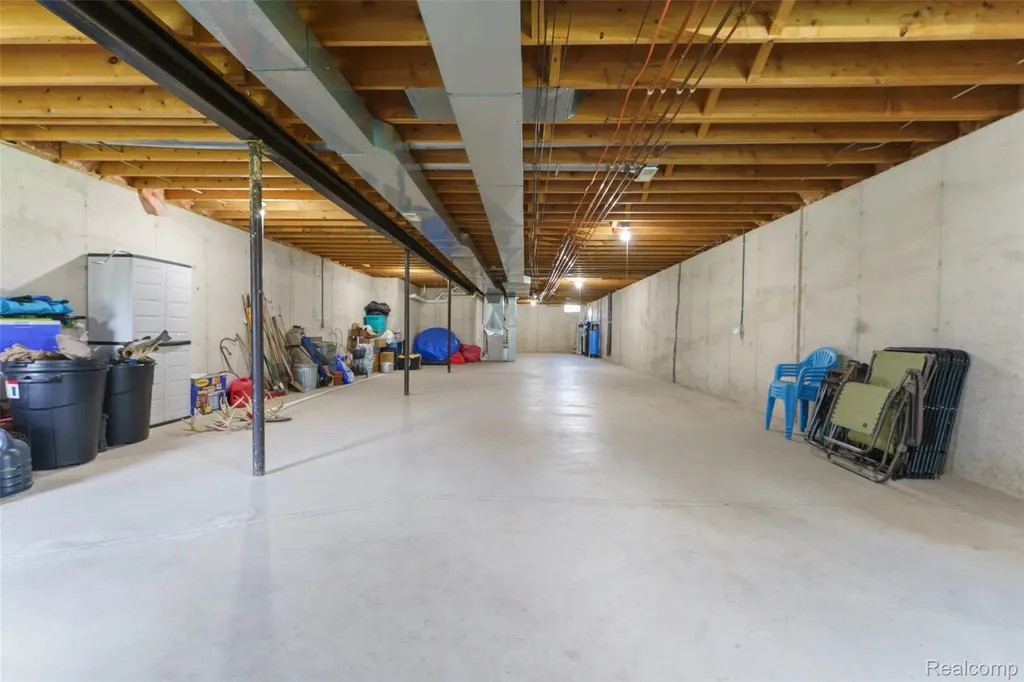 10488 W Grand River Road Handy Township MI 48836