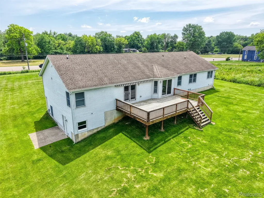 10488 W Grand River Road Handy Township MI 48836