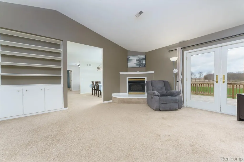 10488 W Grand River Road Handy Township MI 48836
