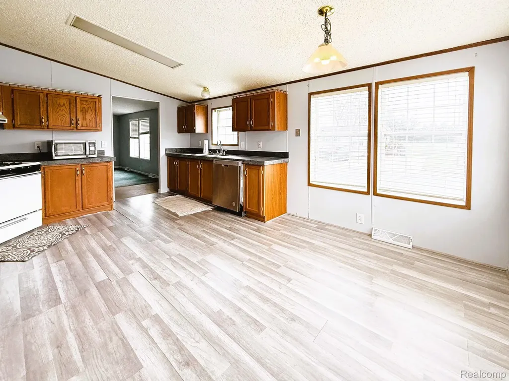 2880 Mulberry Drive Independence Charter Township MI 48348