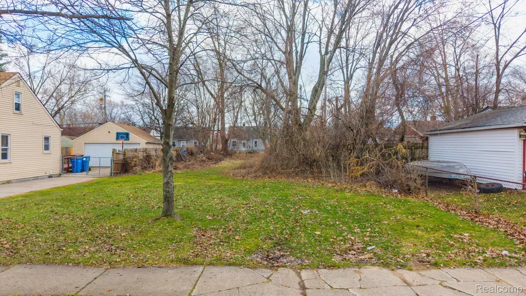 24759 Hopkins Street Dearborn Heights City MI 48125