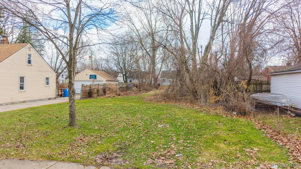 24759 Hopkins Street Dearborn Heights City MI 48125