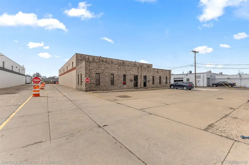 32639 Industrial Road Garden City City MI 48135