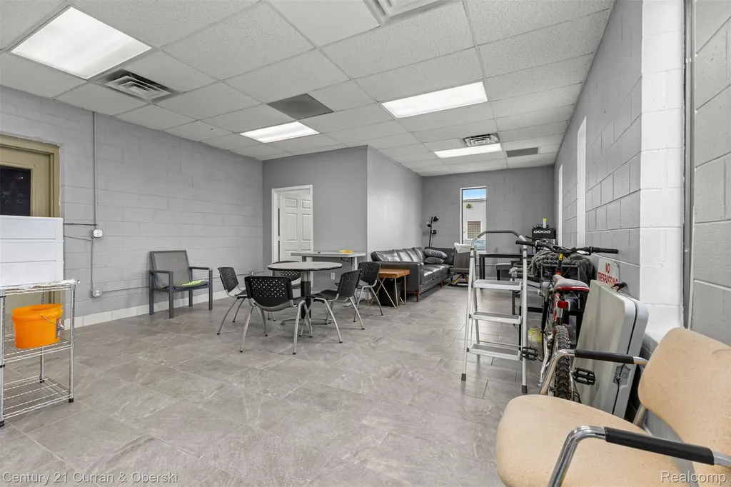 32639 Industrial Road Garden City City MI 48135