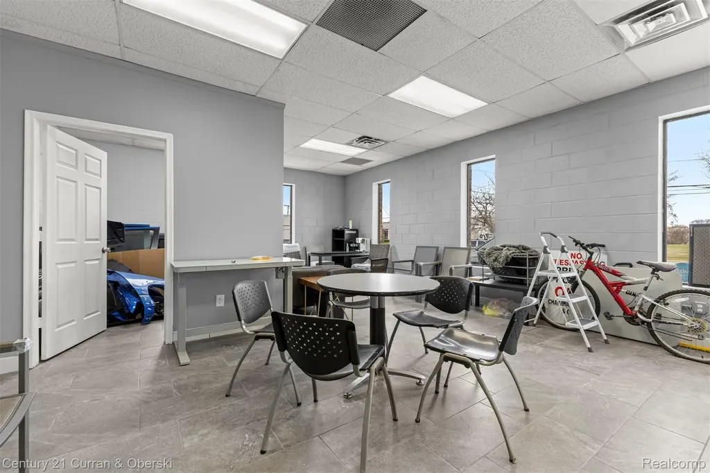 32639 Industrial Road Garden City City MI 48135