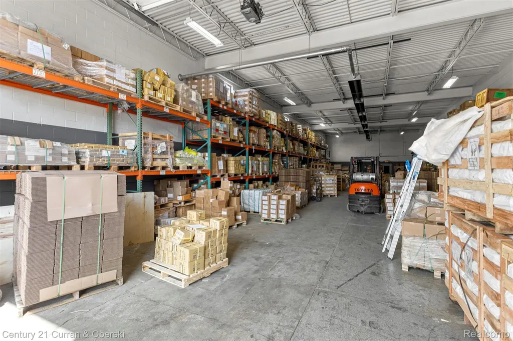 32639 Industrial Road Garden City City MI 48135