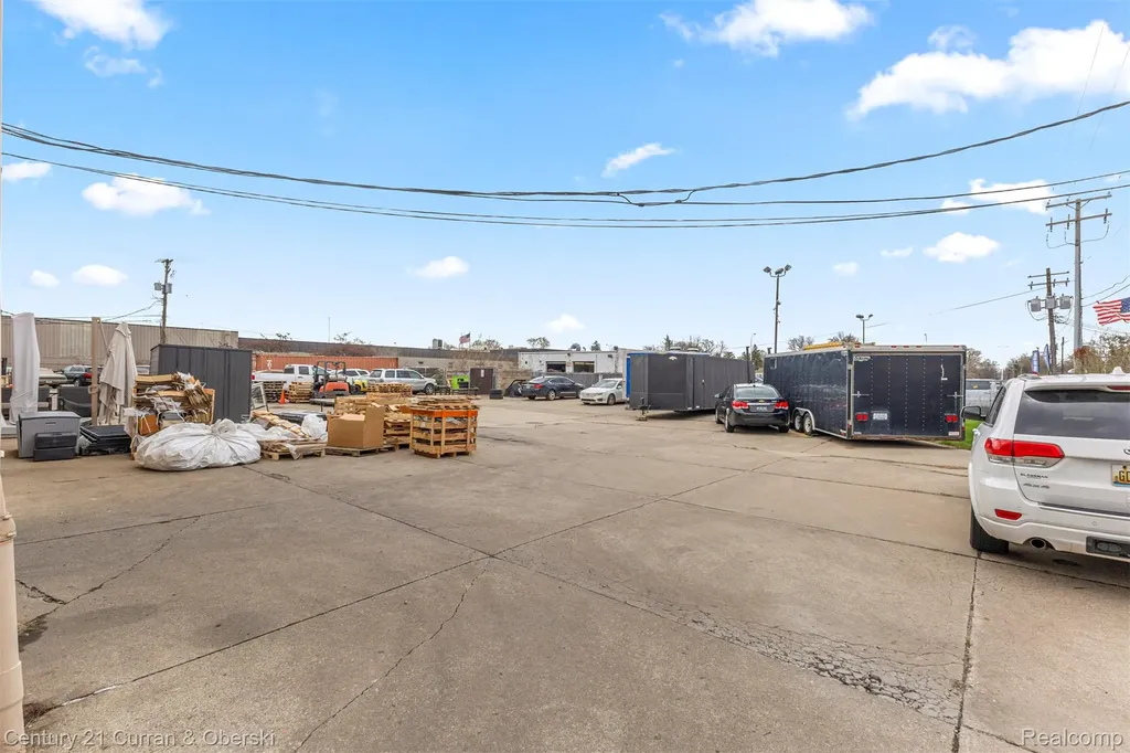 32639 Industrial Road Garden City City MI 48135