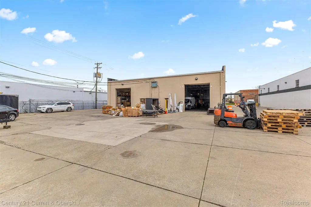 32639 Industrial Road Garden City City MI 48135