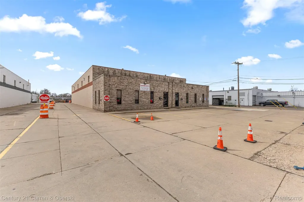 32639 Industrial Road Garden City City MI 48135