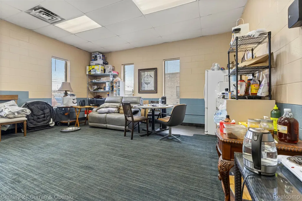 32639 Industrial Road Garden City City MI 48135