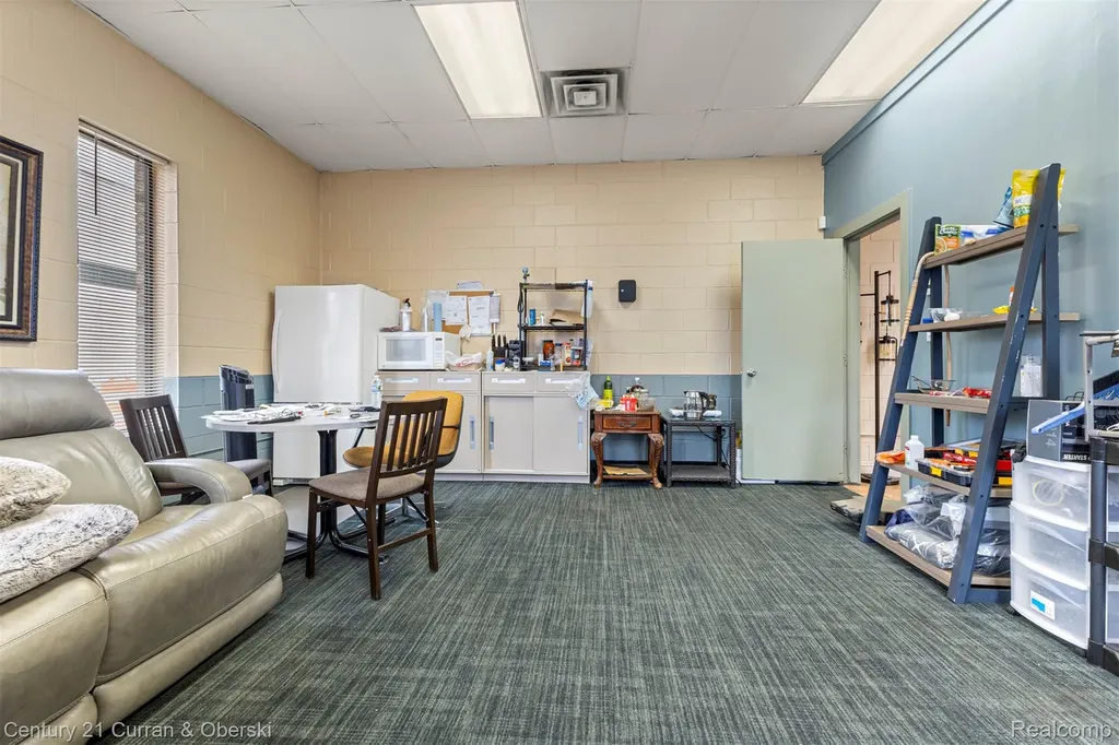 32639 Industrial Road Garden City City MI 48135