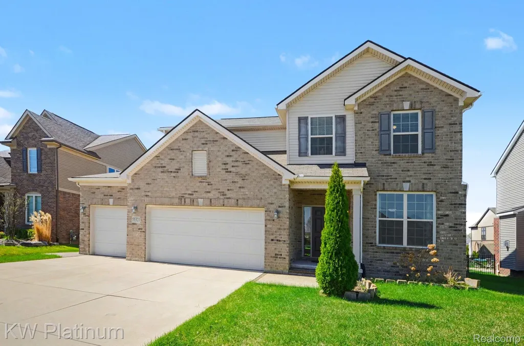 55321 Demaret Drive Macomb Township MI 48042