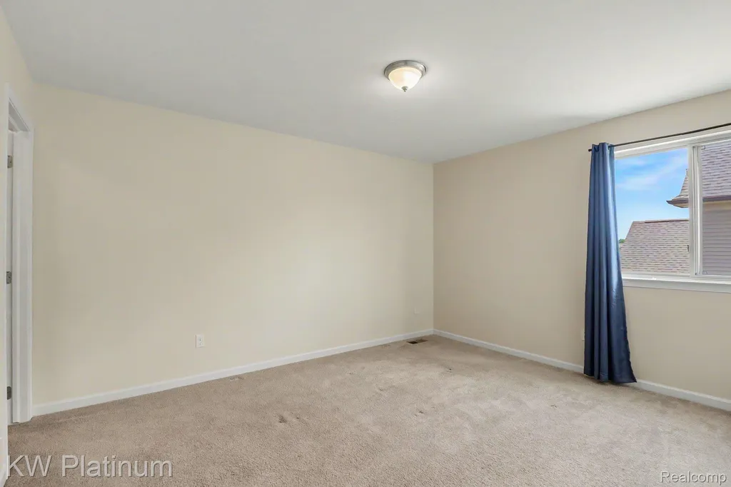 55321 Demaret Drive Macomb Township MI 48042
