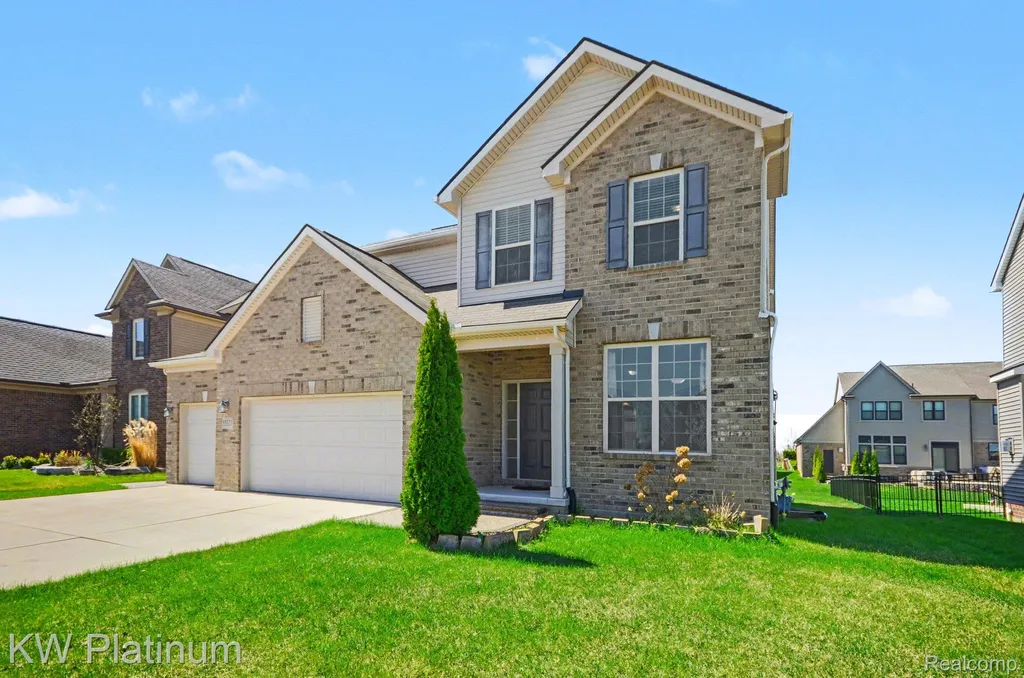 55321 Demaret Drive Macomb Township MI 48042