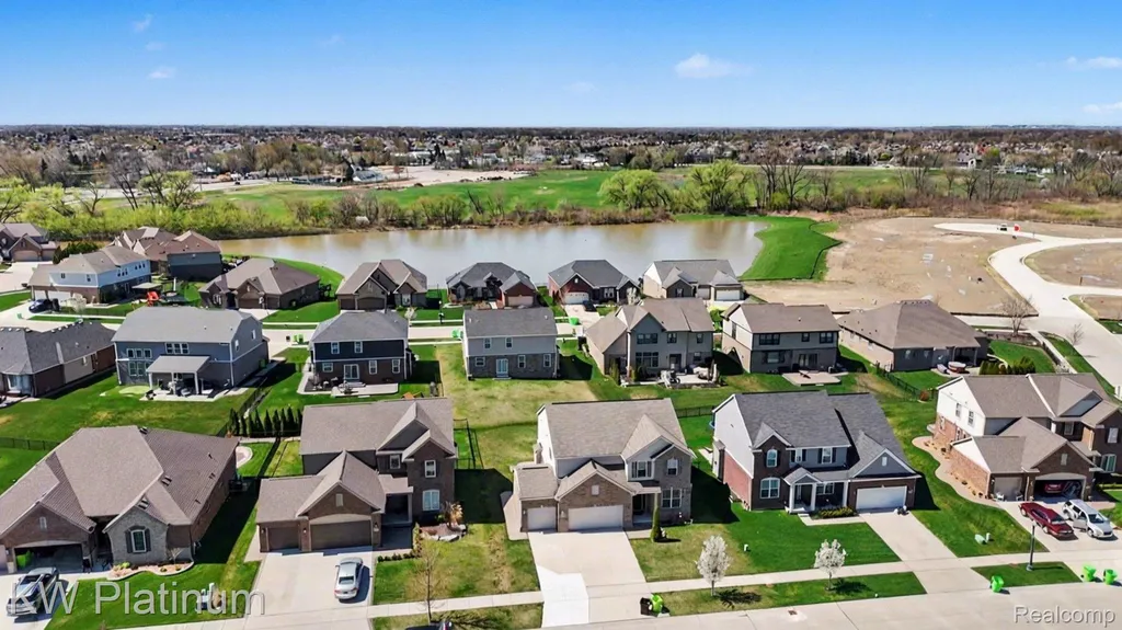 55321 Demaret Drive Macomb Township MI 48042