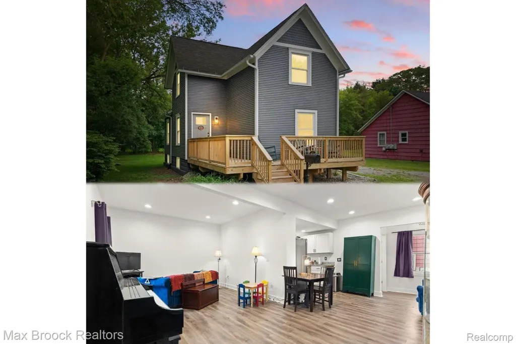 515 Clinton Street Howell City MI 48843