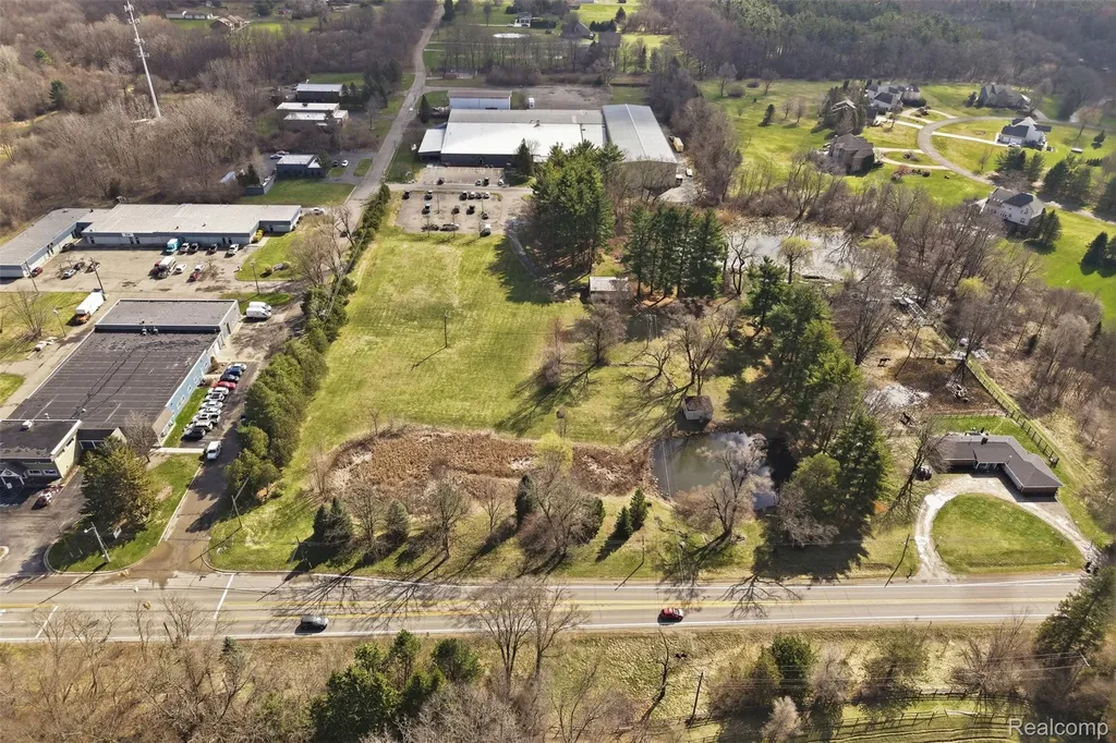 2265 S Milford Road Milford Charter Township MI 48381