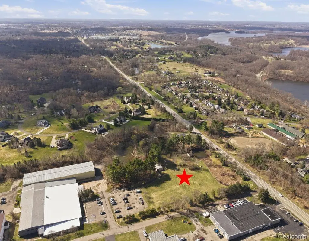 2265 S Milford Road Milford Charter Township MI 48381