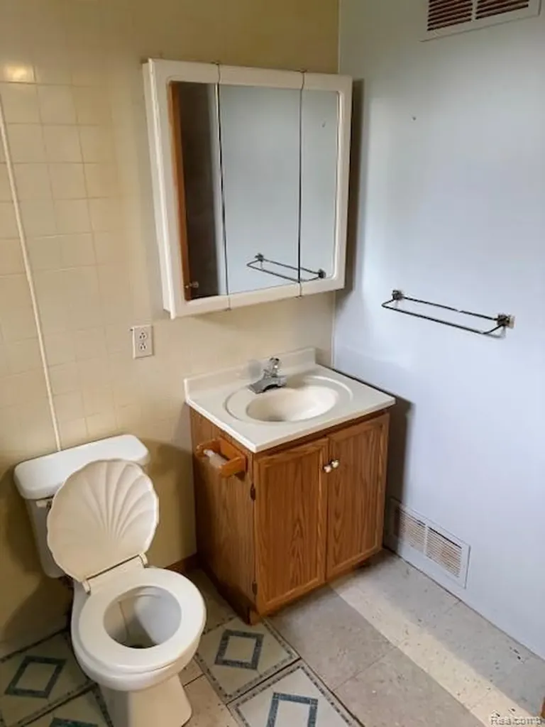 1300 Pitt Road Verona Township MI 48413