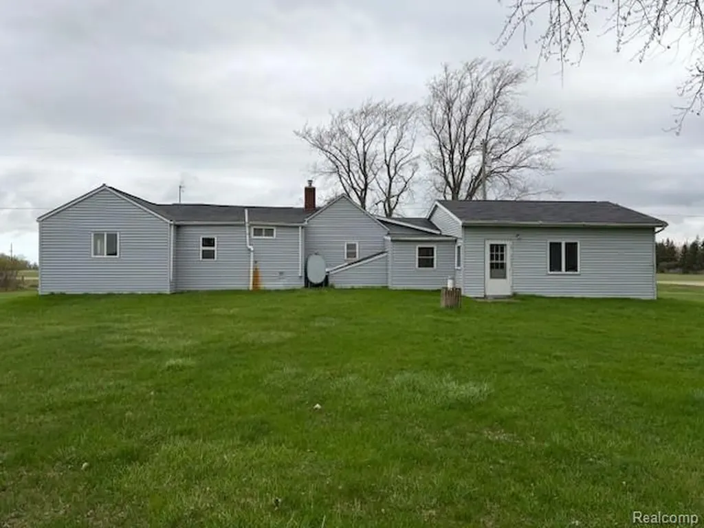 1300 Pitt Road Verona Township MI 48413