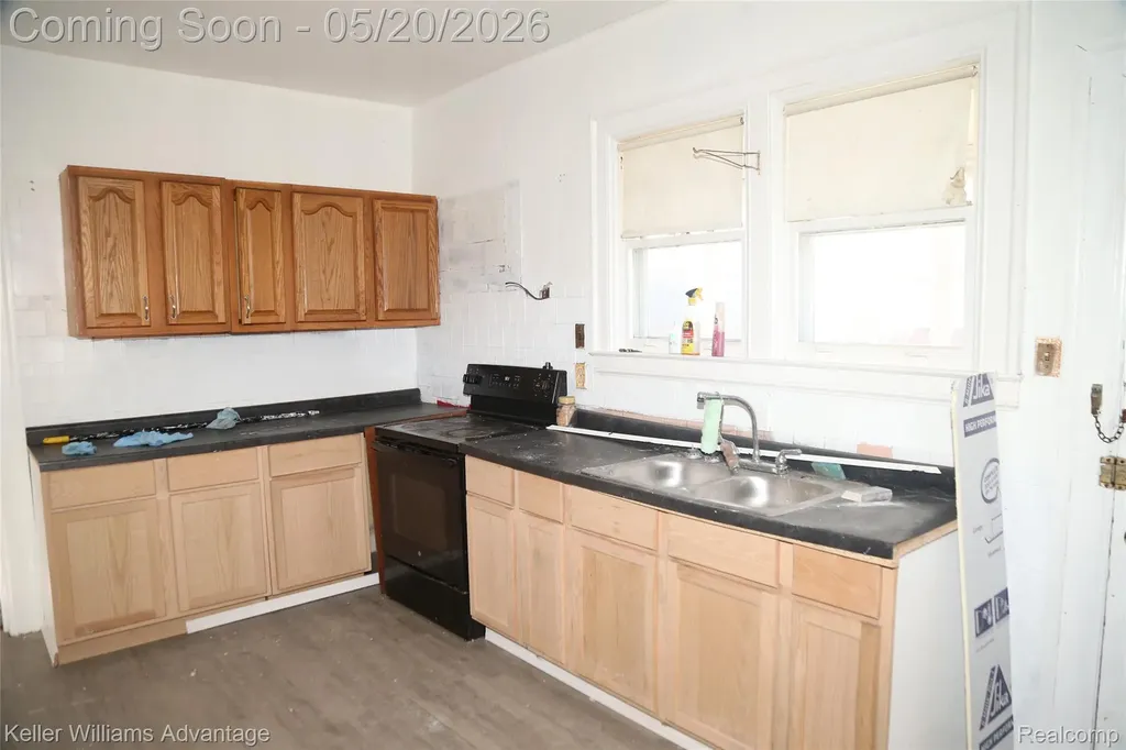 36 Louise Street Highland Park City MI 48203