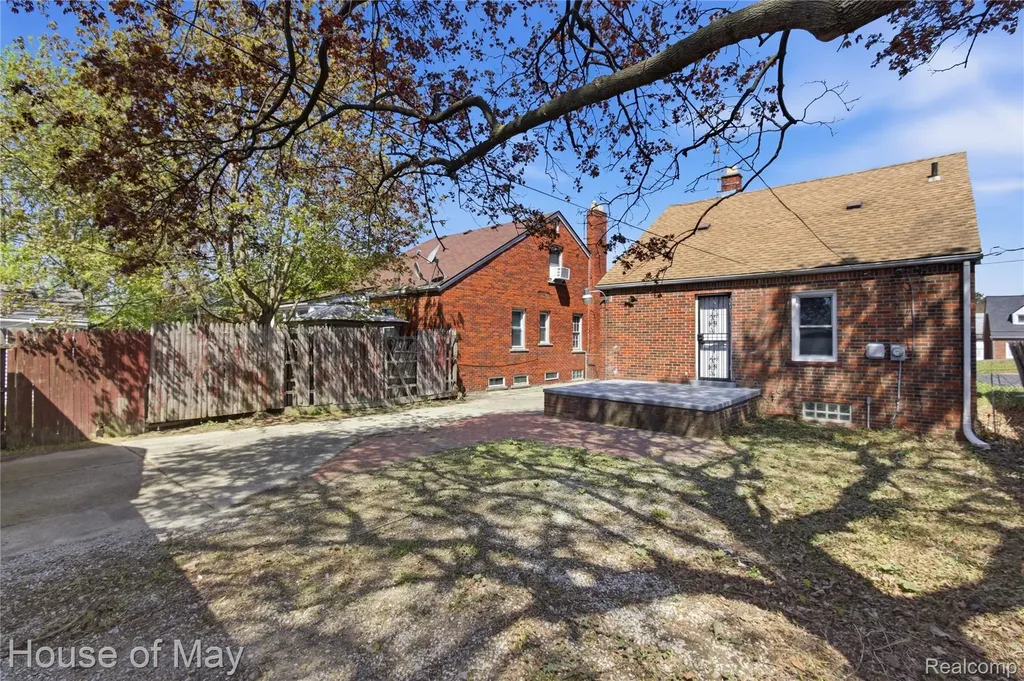 13908 Edmore Drive Detroit City MI 48205