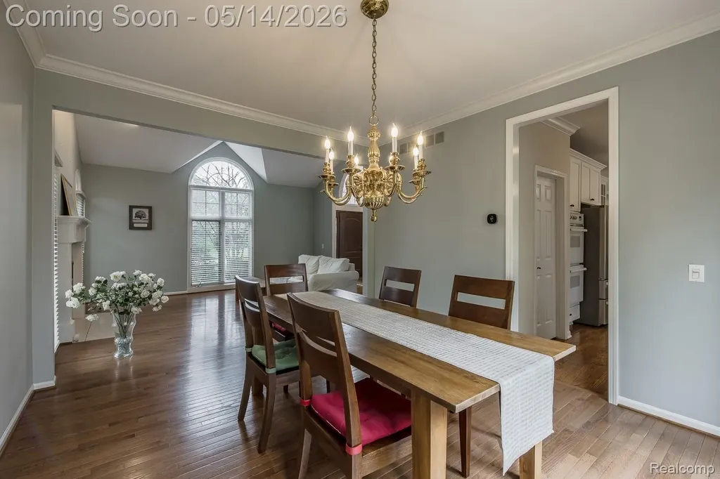 1818 Westridge Drive Rochester Hills City MI 48306