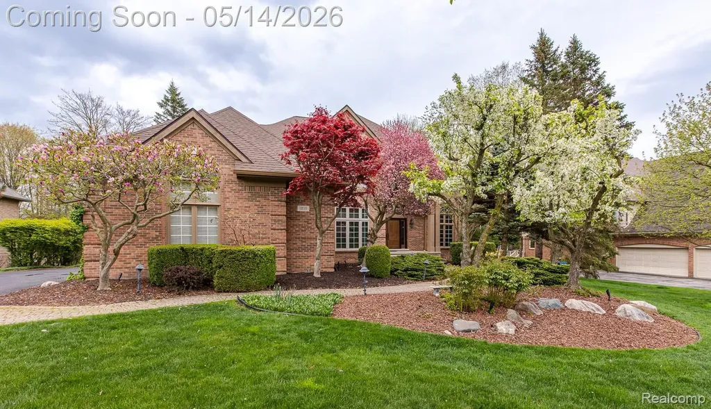 1818 Westridge Drive Rochester Hills City MI 48306