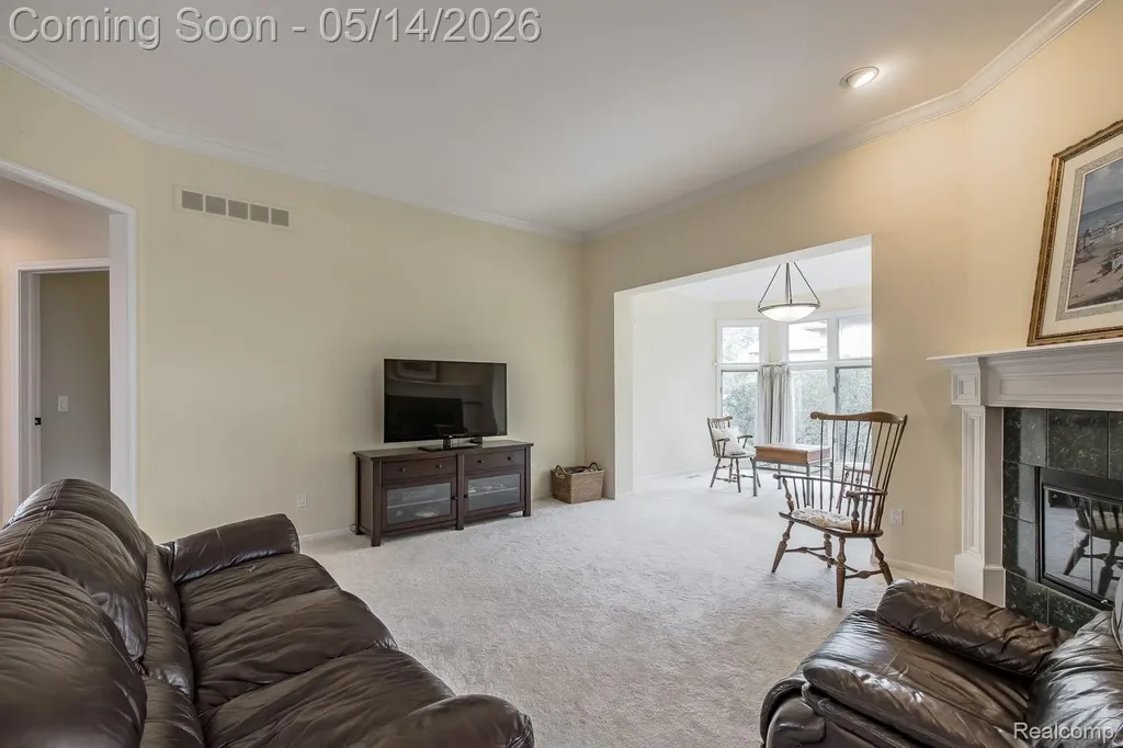 1818 Westridge Drive Rochester Hills City MI 48306