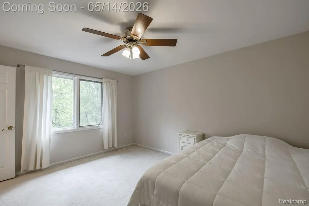 1818 Westridge Drive Rochester Hills City MI 48306