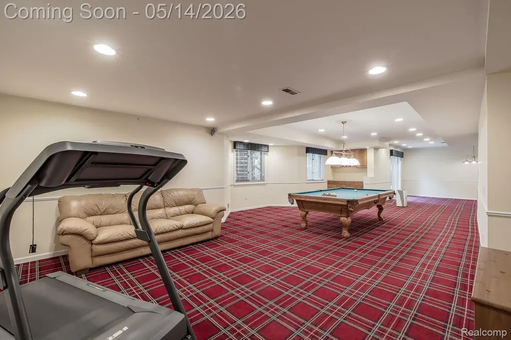1818 Westridge Drive Rochester Hills City MI 48306
