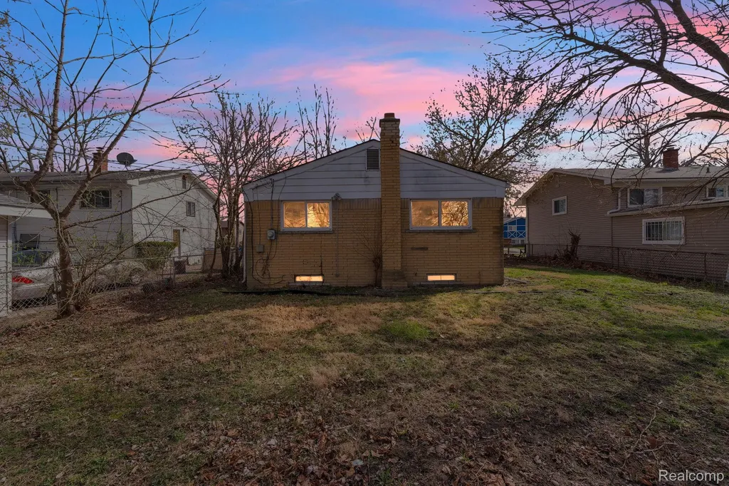 29468 Edward Drive Inkster City MI 48141