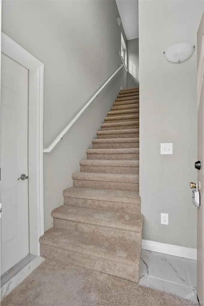 16545 Savor Lane Clinton Charter Township MI 48035