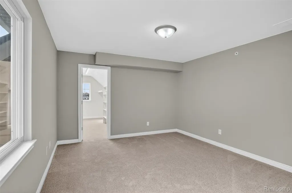 16545 Savor Lane Clinton Charter Township MI 48035