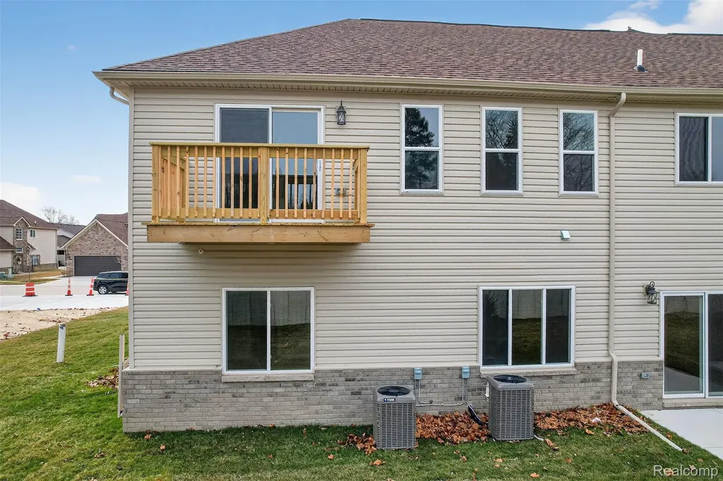 16545 Savor Lane Clinton Charter Township MI 48035