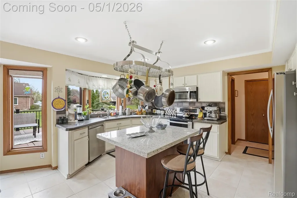 14428 Glen Eagle Court Shelby Charter Township MI 48315