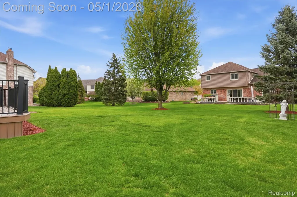 14428 Glen Eagle Court Shelby Charter Township MI 48315