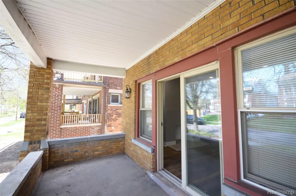 2253 Gladstone Street Detroit City MI 48206