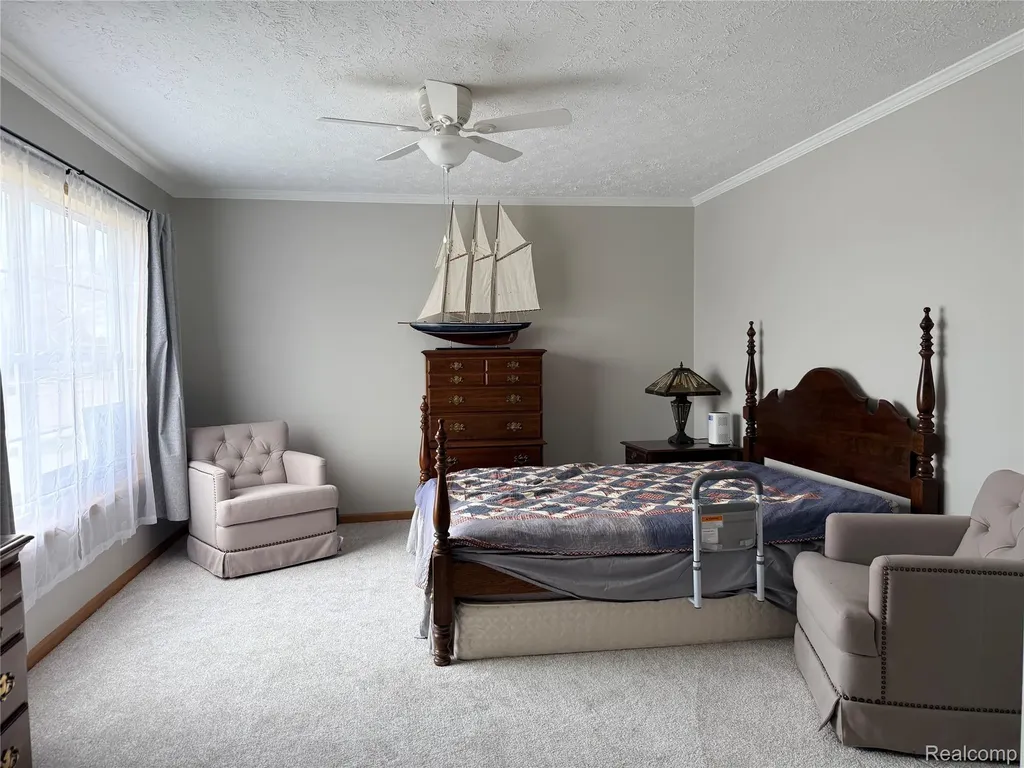 3211 Keewahdin Road Fort Gratiot Charter Township MI 48059