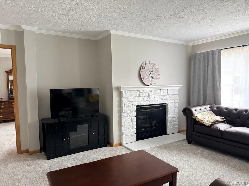 3211 Keewahdin Road Fort Gratiot Charter Township MI 48059