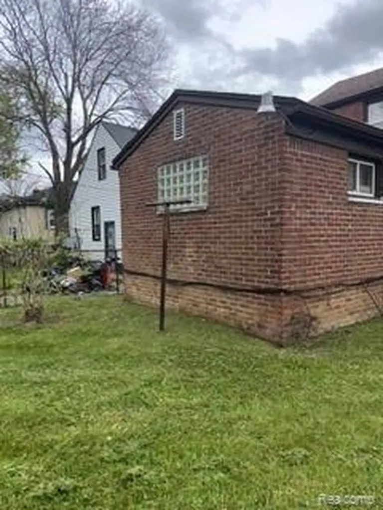 14655 Greenlawn Street Detroit City MI 48238